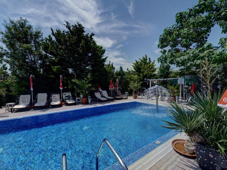 Family Hotel Gogov Szinemorec Kültér fotó