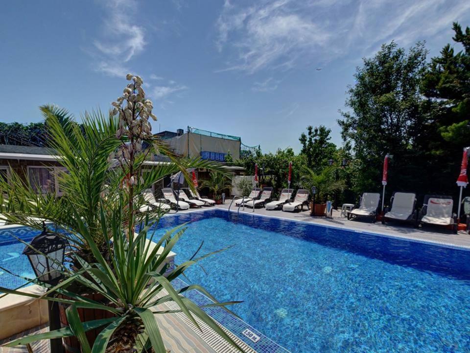 Family Hotel Gogov Szinemorec Kültér fotó